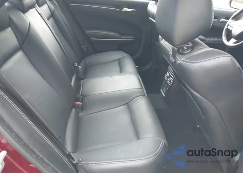 2022 Chrysler 300 S из США, поврежденный, VIN 2C3CCABG1NH124547